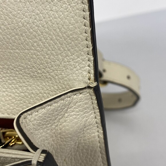 GUCCI White Leather Shoulder Bag - Picture 8 of 12